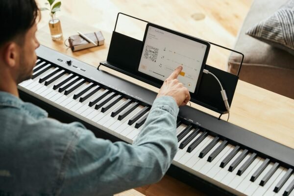 Casio CDP-S110BKC5 Digitalpiano 88 Tasten ideal für Anfänger und Bühne