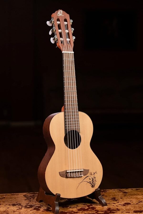 Ortega Guitars RGL5 Guitarlele mit einzigartigem Design und vielseitigem Klangspaß